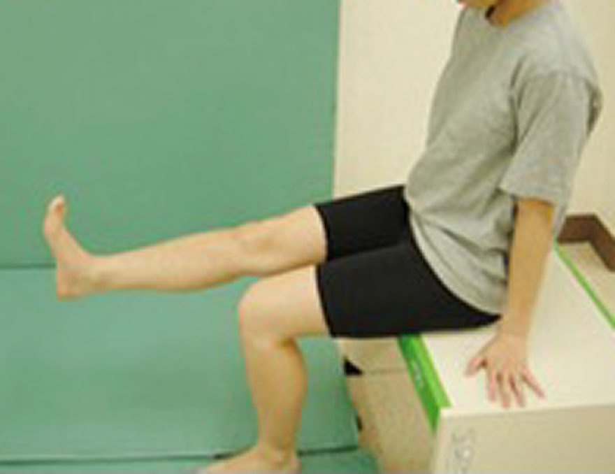 大腿四頭筋の筋力トレーニング